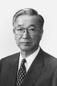 Dr. Mikio Arie