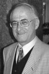 Dr. Helmut E. Kobus