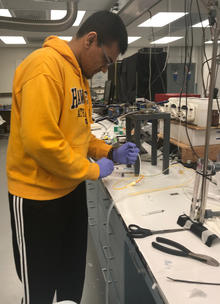 srivats_sarathy_in_research_lab.jpg