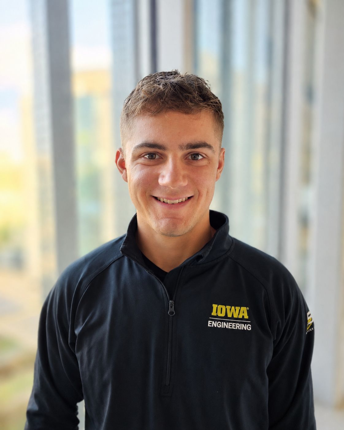 Photo of Alex Warden, Peer Advisor