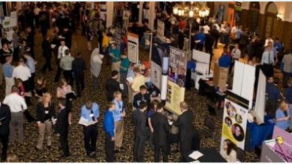 A crowd of people at the Engineering Career Fair